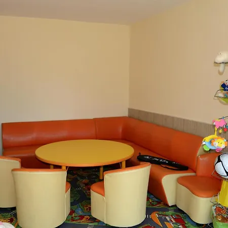 Hotel Kristel Park-2